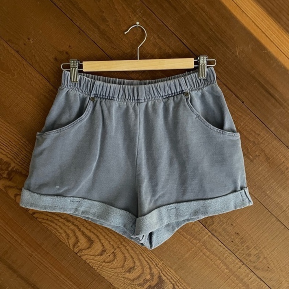 Vintage 90s Moda international high waisted Sweat shorts